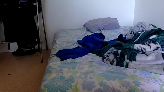 molozeb online show from 04/23/26, 04:53