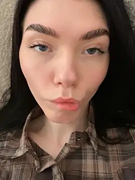 Lisaaa Alisa online show from 03/17/25, 07:57