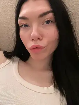 Lisaaa Alisa online show from 03/18/25, 09:52