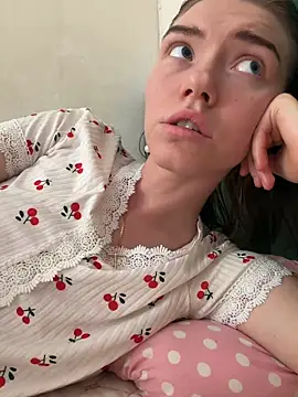 Lisaaa Alisa online show from 04/23/26, 06:36