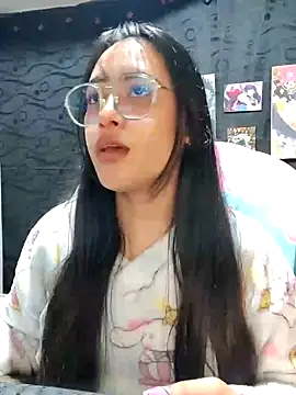 Snapshot of Janna_mnt chatting on 12/27/24, 05:42 Janna mnt online show from 12/27/24, 05:42