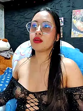 Snapshot of Janna_mnt chatting on 01/26/25, 08:25 Janna mnt online show from 01/26/25, 08:25