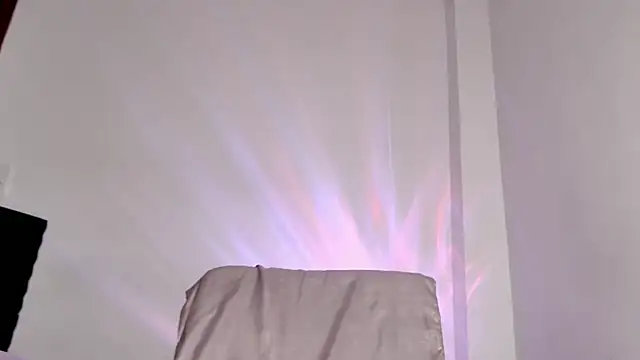 caarlywhitee online show from 11/22/25, 01:48