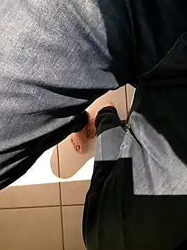 Lorent6969 online show from 12/21/25, 09:16