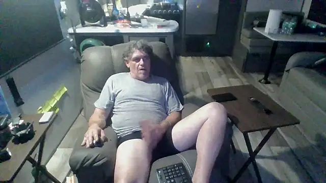 lateniter online show from 03/01/26, 06:48