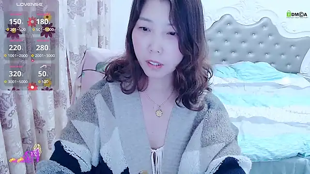 -Shirleyni  online show from 03/18/25, 01:53