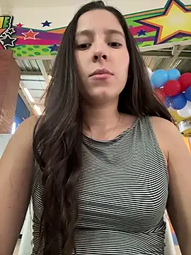 LittleDoll    online show from 02/28/25, 02:09