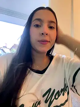 LittleDoll    online show from 11/06/25, 10:32