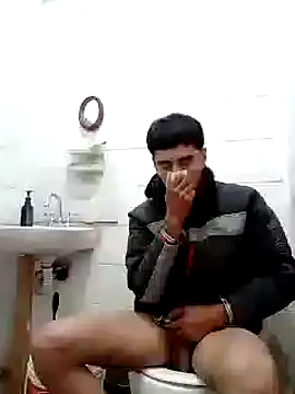 Snapshot of jordirey chatting on 12/22/24, 10:17 jordirey online show from 12/22/24, 10:17