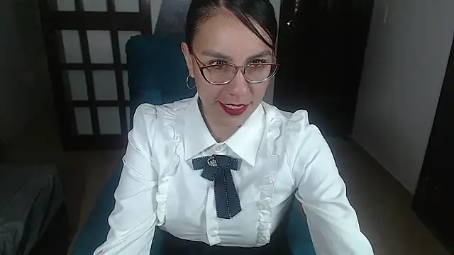Snapshot of Agata-Moon chatting on 01/27/25, 02:57 Agata-Moon online show from 01/27/25, 02:57