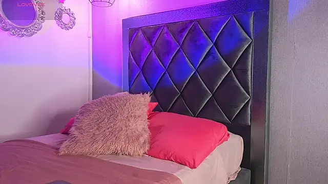 ashley brend online show from 02/01/26, 01:04