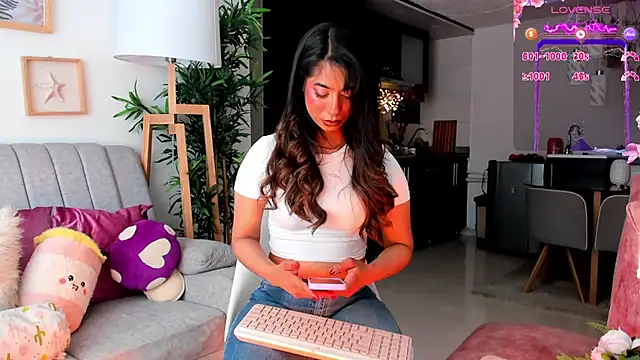 Issa cooper online show from 09/29/25, 03:39