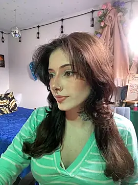 LiliJones  online show from 04/22/26, 05:58