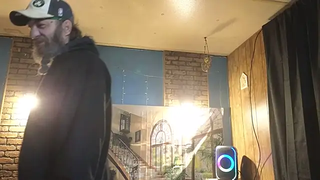 PropertyAndBiker online show from 01/24/25, 01:35