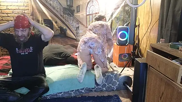 PropertyAndBiker online show from 02/12/25, 10:26