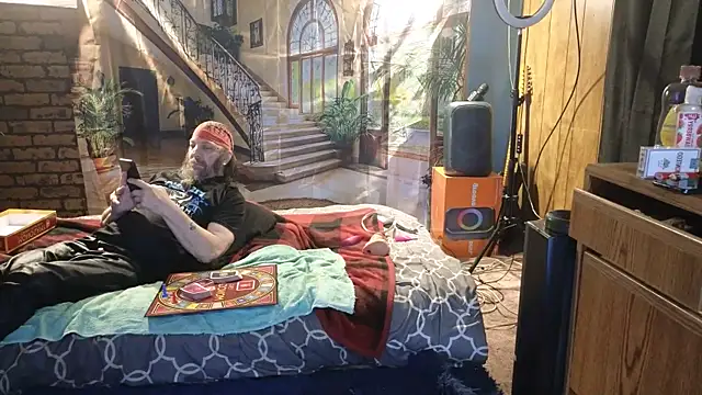 PropertyAndBiker online show from 03/03/25, 10:42