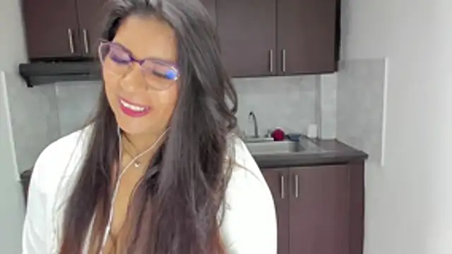 Luna Dumont online show from 03/24/26, 11:15