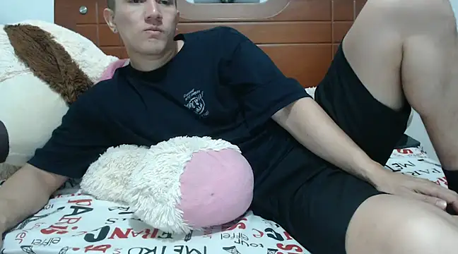 Emmanuel21  online show from 01/29/25, 04:36