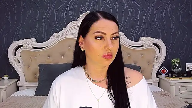 Lauren Saint online show from 04/20/26, 12:08