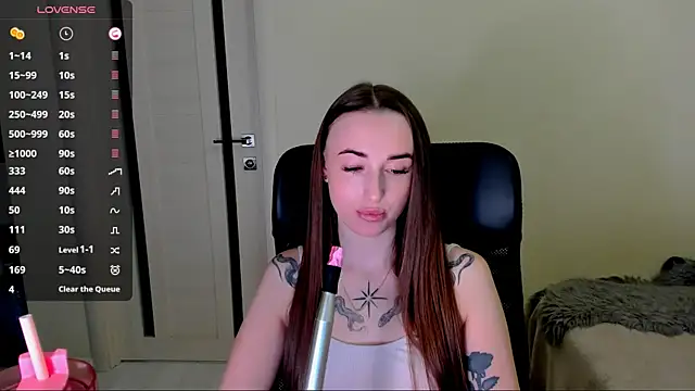 Kimmberr online show from 12/04/25, 02:43