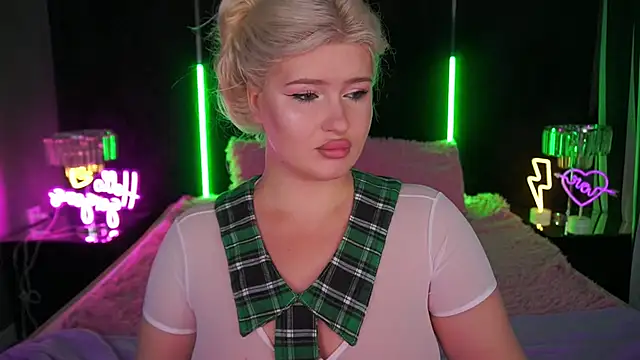 CocoSecretss online show from 10/07/25, 06:43