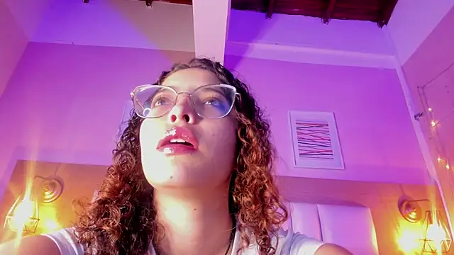 Dollar-girl online show from 01/08/25, 07:45