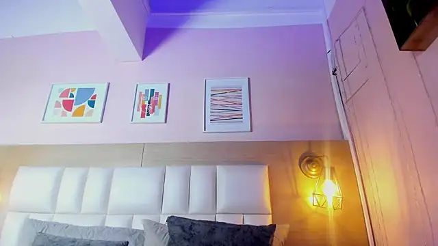 Dollar-girl online show from 03/03/25, 05:50