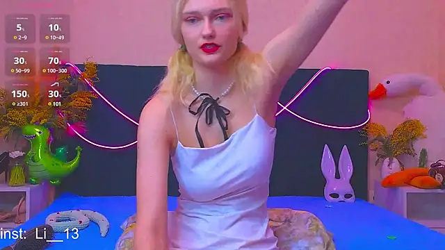 Snapshot of Angelina__1 chatting on 02/04/25, 12:55 Angelina 1 online show from 02/04/25, 12:55