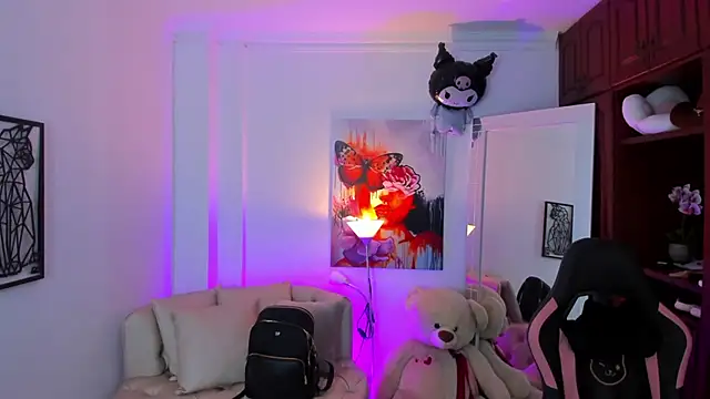 Snapshot of NATAASHA___ chatting on 02/26/25, 02:48 NATAASHA online show from 02/26/25, 02:48