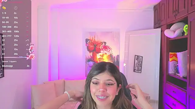 Snapshot of NATAASHA___ chatting on 10/25/25, 06:46 NATAASHA online show from 10/25/25, 06:46