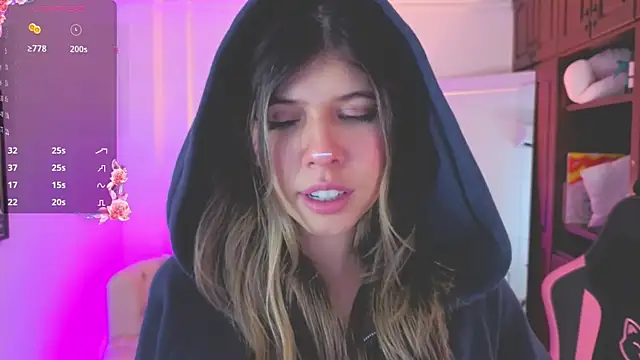 Snapshot of NATAASHA___ chatting on 11/26/25, 04:02 NATAASHA online show from 11/26/25, 04:02