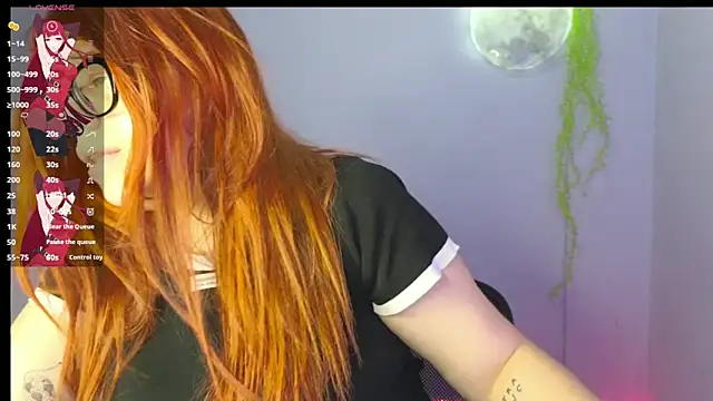 lucie nicolls online show from 02/06/25, 08:23