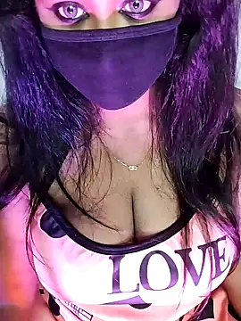 Snapshot of loveli_diya chatting on 12/27/24, 07:03 loveli diya online show from 12/27/24, 07:03