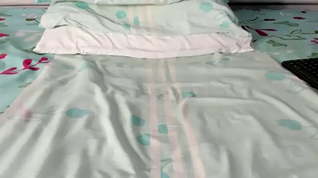 maybelline69 online show from 02/23/26, 11:02