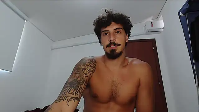 milkoffe online show from 02/11/26, 01:49