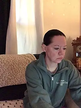 SidneyRaee online show from 04/20/26, 03:26