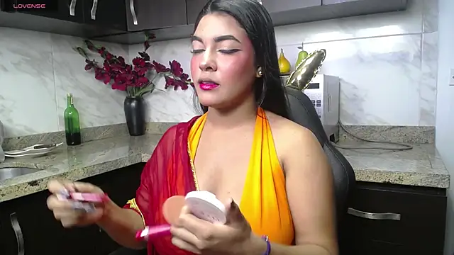 Snapshot of lakshmiraniii chatting on 03/06/25, 10:20 lakshmiraniii online show from 03/06/25, 10:20