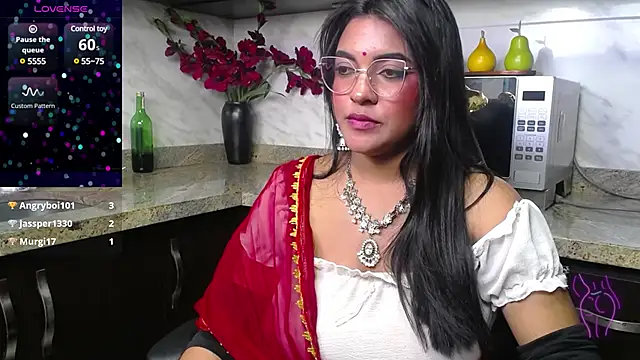 Snapshot of lakshmiraniii chatting on 03/06/25, 04:28 lakshmiraniii online show from 03/06/25, 04:28