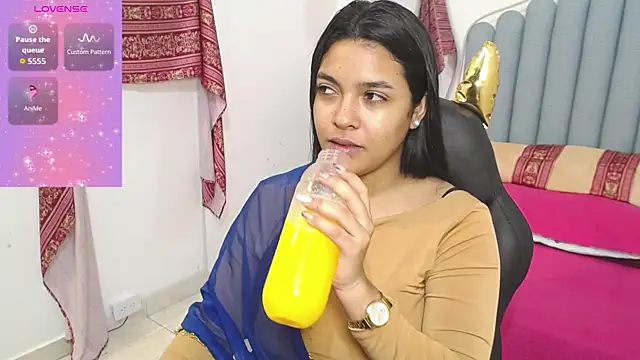 Snapshot of lakshmiraniii chatting on 09/30/25, 10:20 lakshmiraniii online show from 09/30/25, 10:20