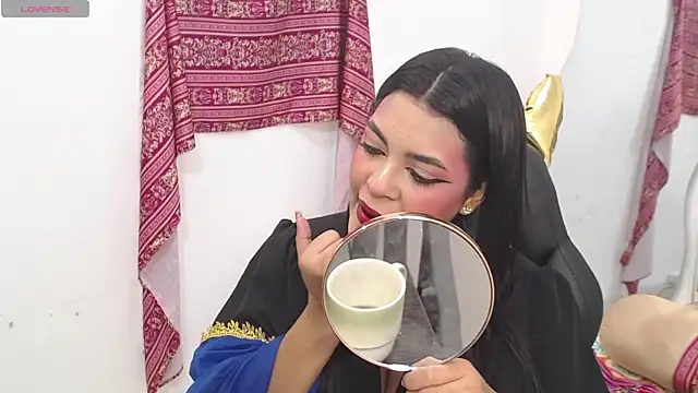 Snapshot of lakshmiraniii chatting on 10/27/25, 11:58 lakshmiraniii online show from 10/27/25, 11:58