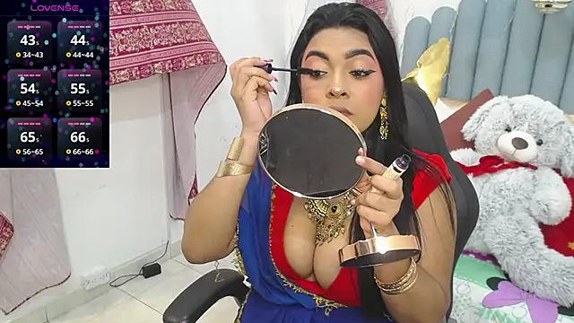 Snapshot of lakshmiraniii chatting on 11/20/25, 11:54 lakshmiraniii online show from 11/20/25, 11:54