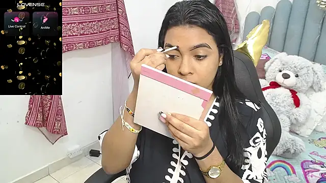 Snapshot of lakshmiraniii chatting on 12/03/25, 11:30 lakshmiraniii online show from 12/03/25, 11:30