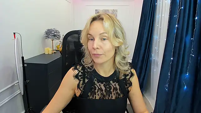 Sinty Devis online show from 01/09/26, 04:26