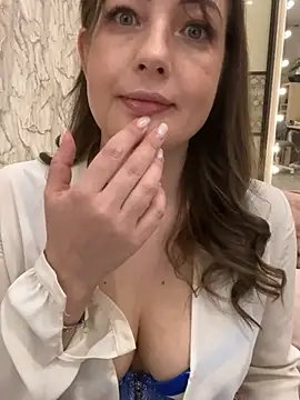 AnnaBri online show from 03/05/26, 01:34