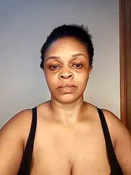 Snapshot of boobsnipplian chatting on 03/18/25, 12:14 boobsnipplian online show from 03/18/25, 12:14