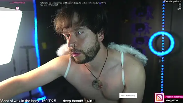 Snapshot of just_maxii chatting on 10/11/25, 11:36 just maxii online show from 10/11/25, 11:36