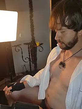 Snapshot of just_maxii chatting on 10/29/25, 11:39 just maxii online show from 10/29/25, 11:39