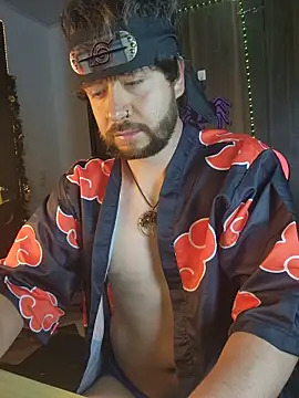 Snapshot of just_maxii chatting on 10/31/25, 10:11 just maxii online show from 10/31/25, 10:11