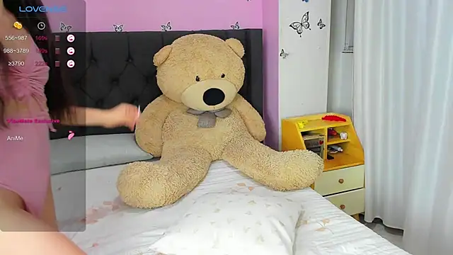 SophiaLiu online show from 02/25/25, 02:58