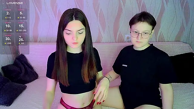  crazy baby  online show from 11/29/25, 07:39